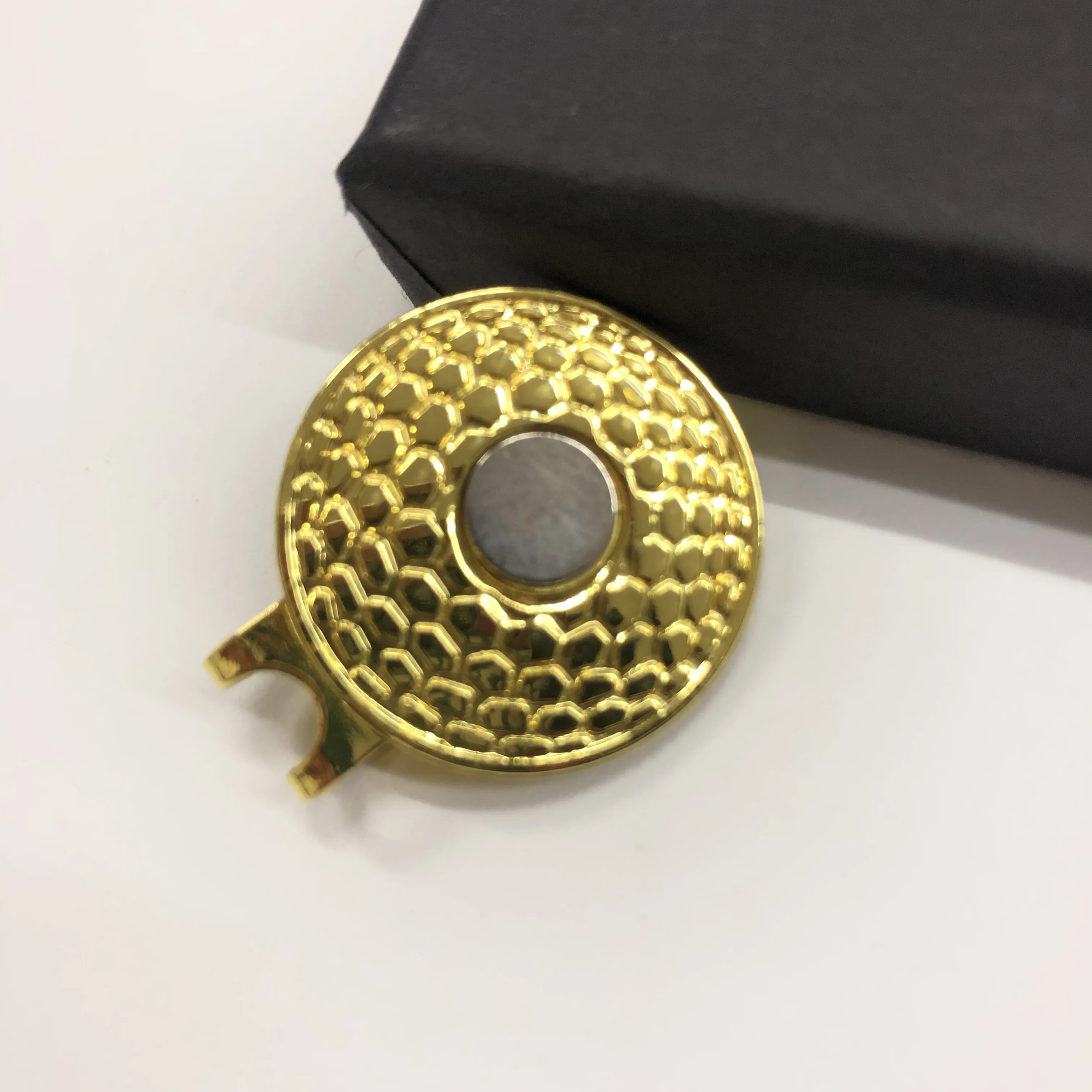 Golden Plated Enameled Japan Golf Hat Clip with customized Glitter Ball Markers for gift