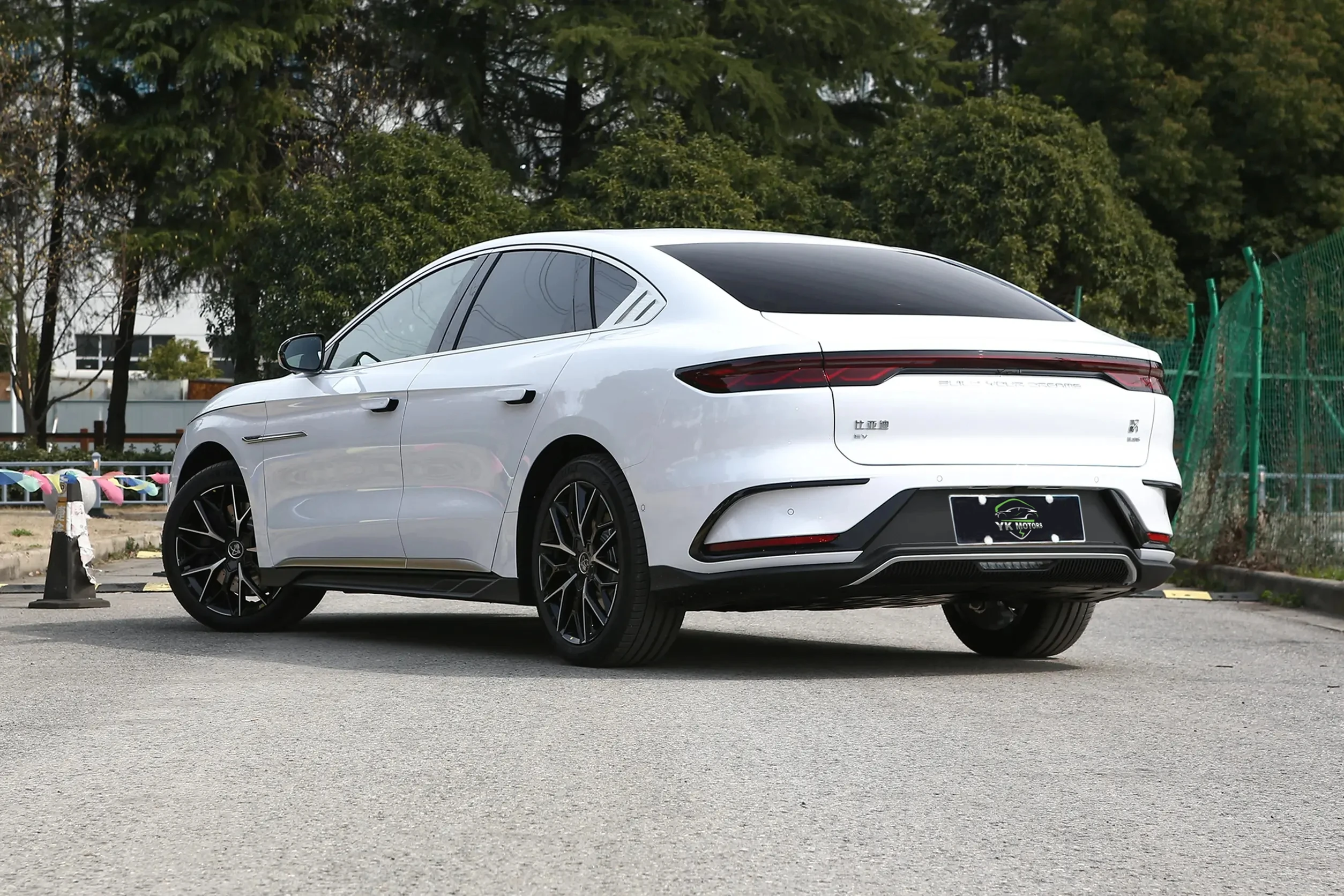 YK MOTORS китайский Электромобиль версия BYD Han EV высокая производительность для взрослых прямо на Costa Rica
