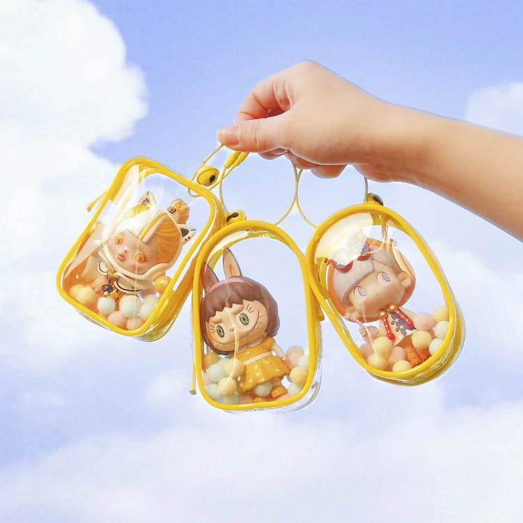 Mini PVC Doll Bag Carrying Case for Mini Figure Doll Collectors Clear Figure Bag with Keychain Hanging