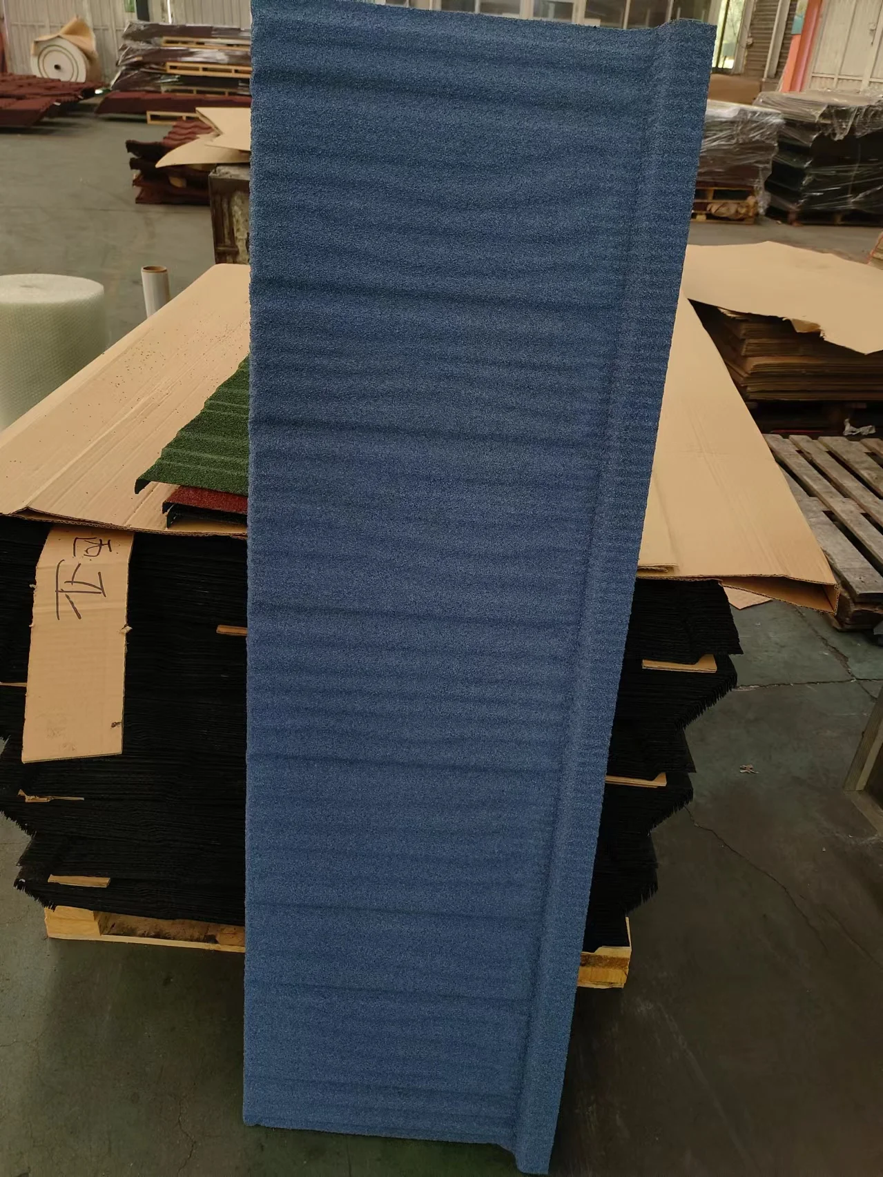 50-year Warranty Stone Coated Metal Roof Tiles Weather Resistant Galvanized Roofing Material Roof Tiles