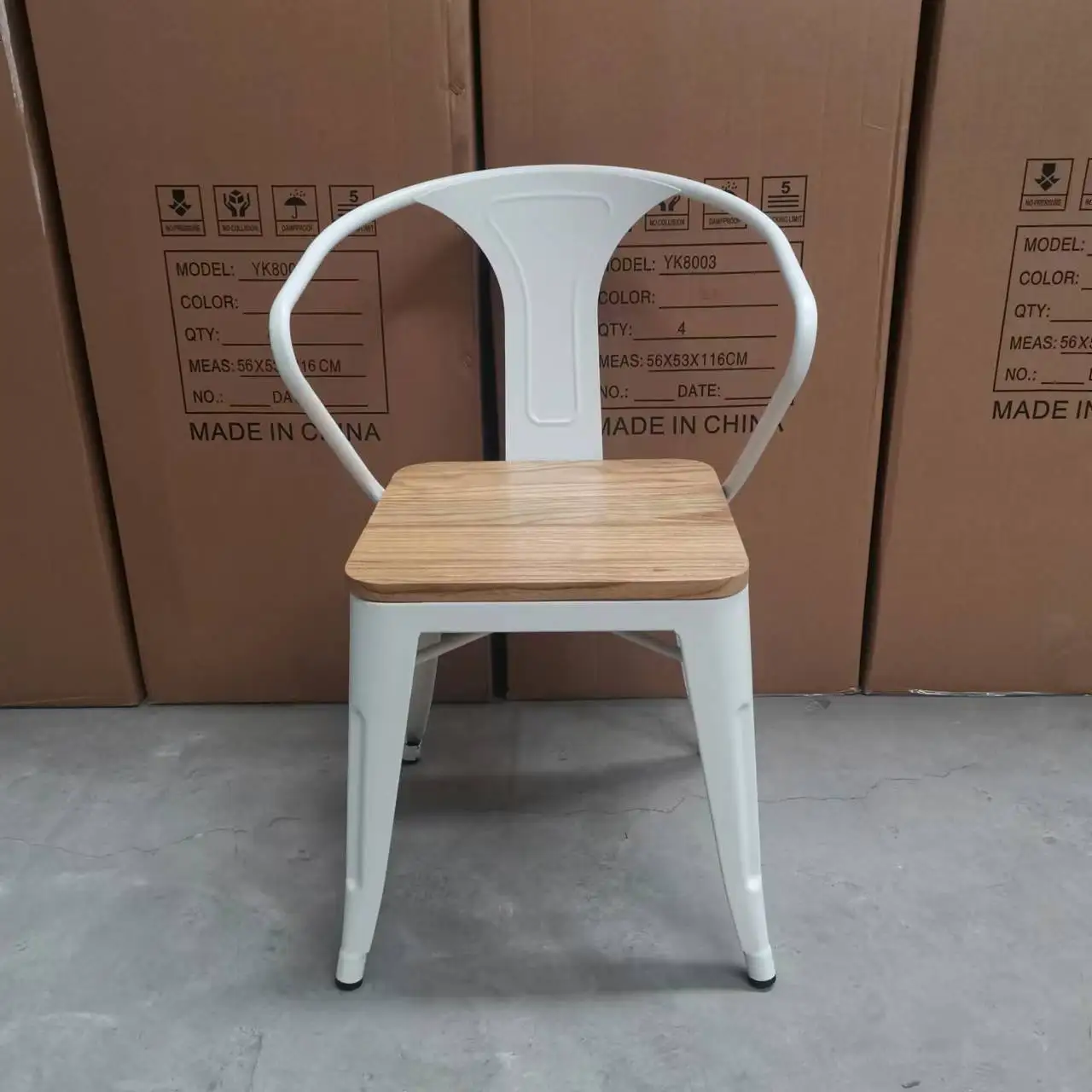 Wholesale Price Restaurant Furniture Dining Room White Metal Chairs with wood seat for sale
