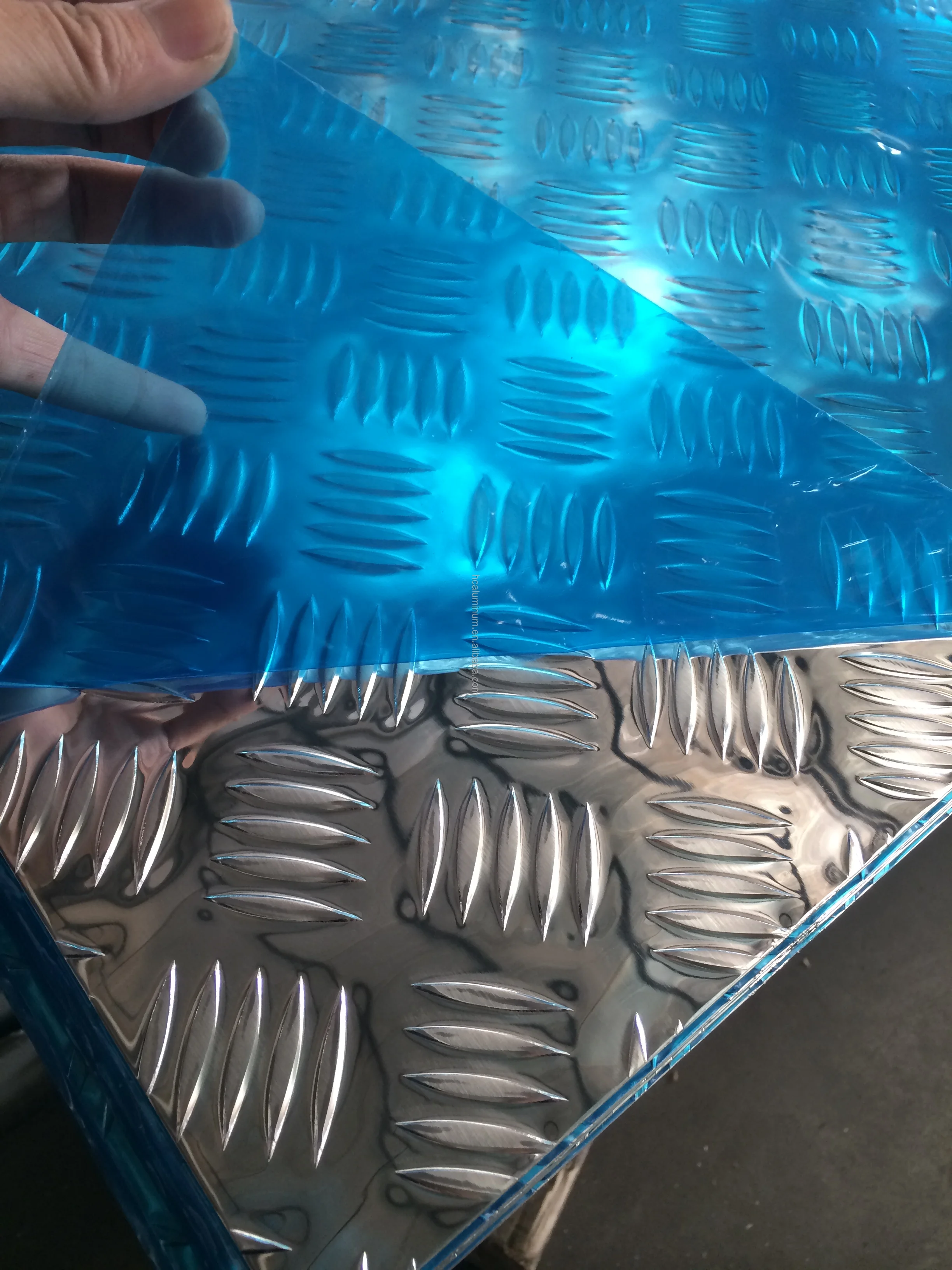 1050 1100 aluminum checker plate sheet 1060 chequered aluminum sheet  3003 aluminum tread plate