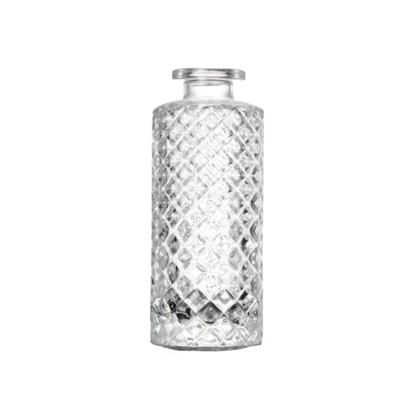Wholesale150ml Unique Shaped Embossed Patterns Aroma Air Reed Diffuser Glass Bottle With Sticks