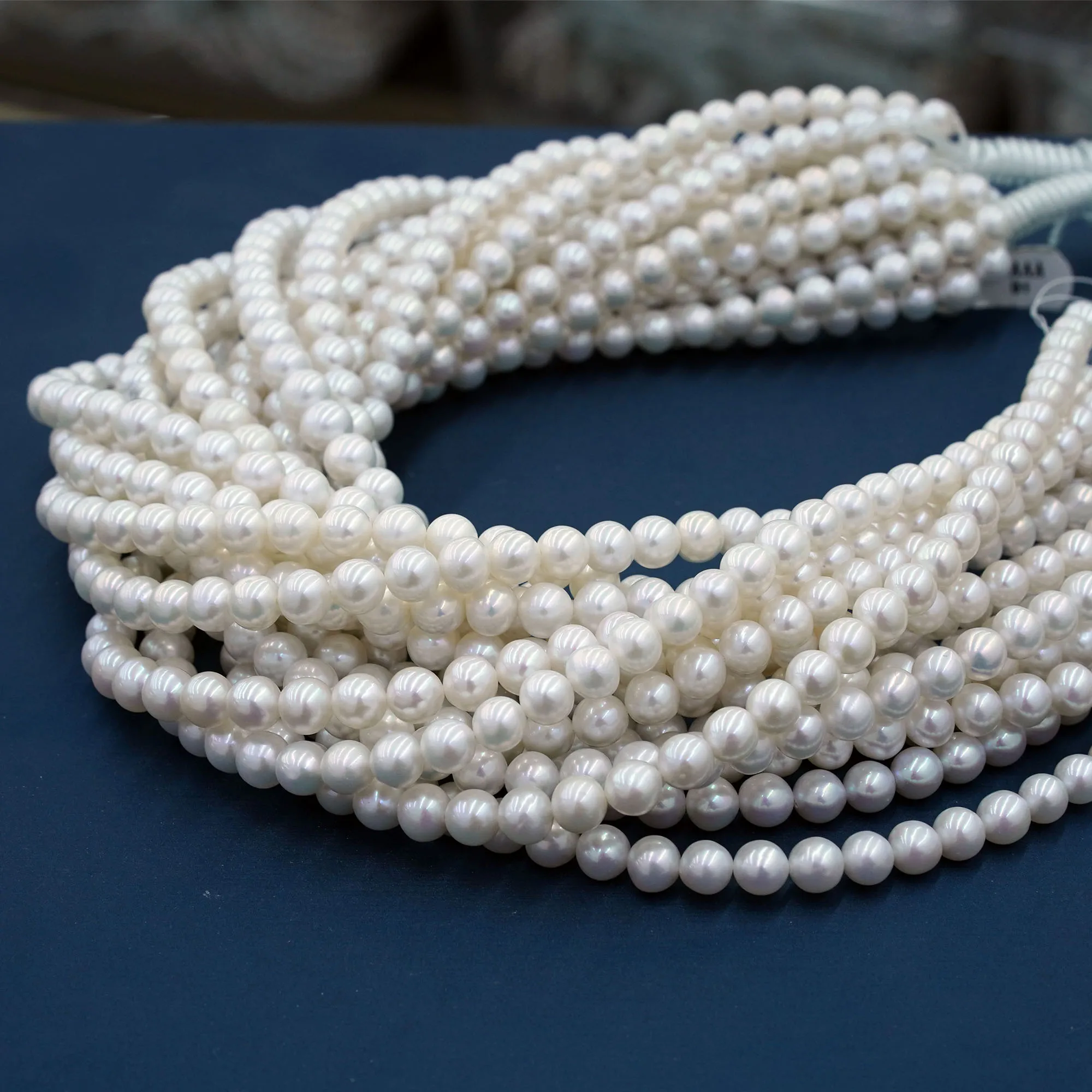 High Quality 7-8MM Natural Loose Pearls White Round Luster AAAA Rating Slight Flaw Freshwater Pearl Strings For Pearls Necklace