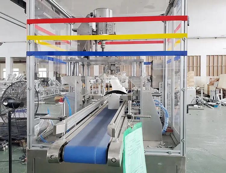 Full automatic high speed plastic bottle drum jerrycan rotary cutting machine