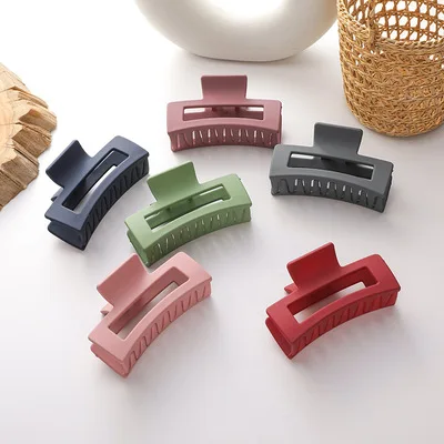 2024 New arrivals solid color hair claw large acetate hair accessories plastic hair claw clips for women