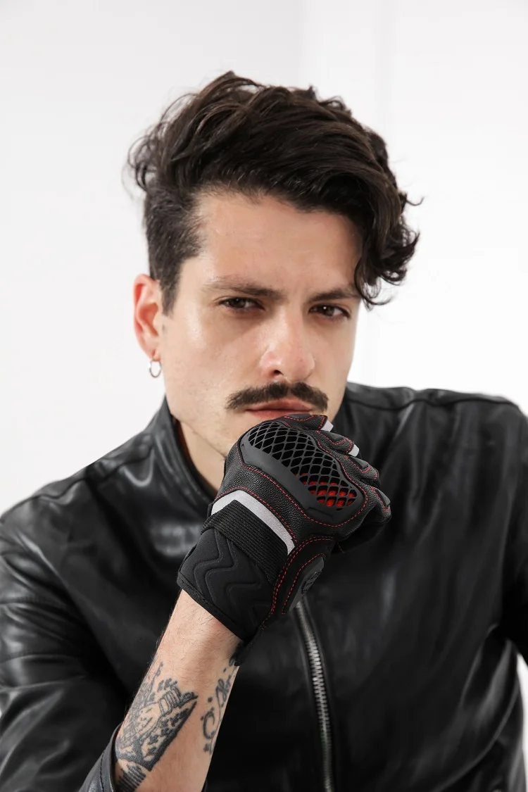 Reasonable Price Wholesale Full Waterproof Riding  Motorcycle Gloves Riding