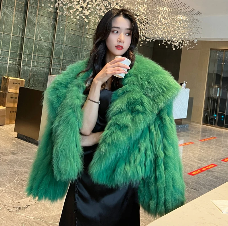 2023 New style Plus Size women coats Winter Women Long-sleeve  big Collar straight line  pattern Oversize  Keep Warm Windpr