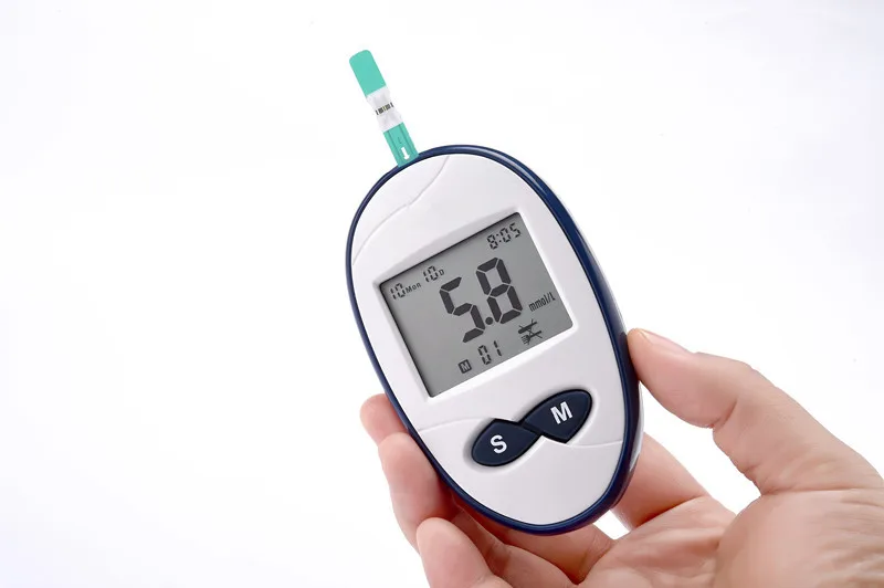 
painless blood glucose meter 