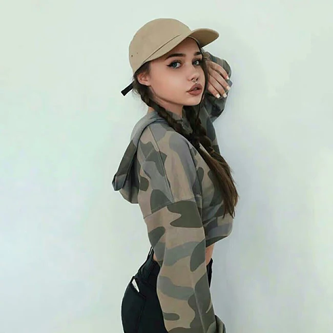 2020 Factory OEM Service Women's Sweatshirt Crop Top Sweatshirt High Quality Camo Crop Top