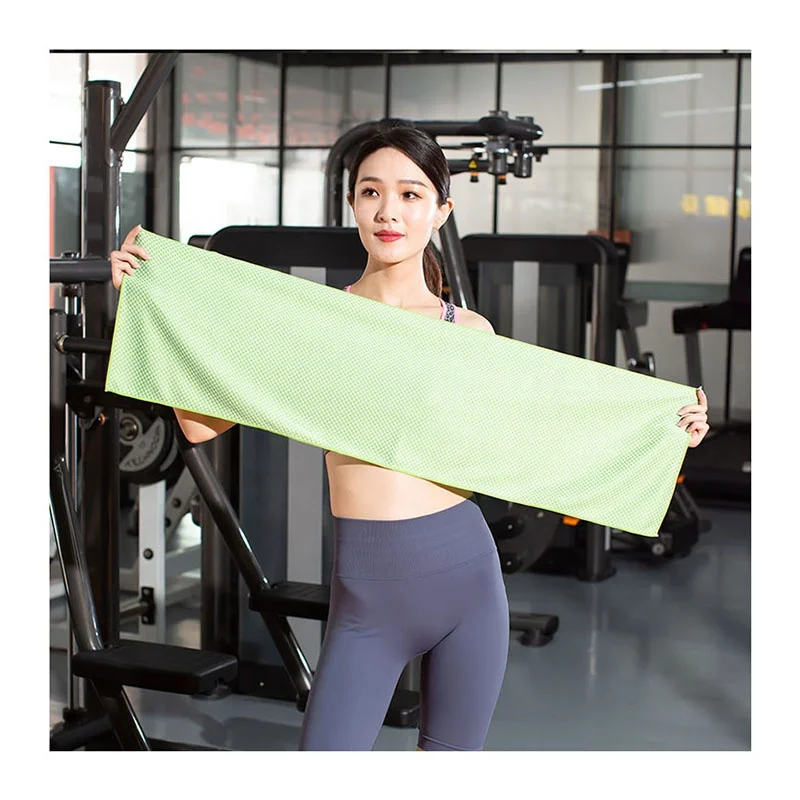 Custom Microfiber Instant Ice Cold Cool Feeling Towel Sport Towel Cool Towel With Pouch