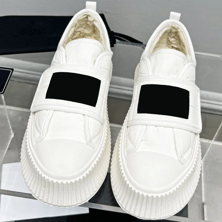 New Selling fashion leather shoes luxury flat casual shoes for women women winter luxury casual designer shoes