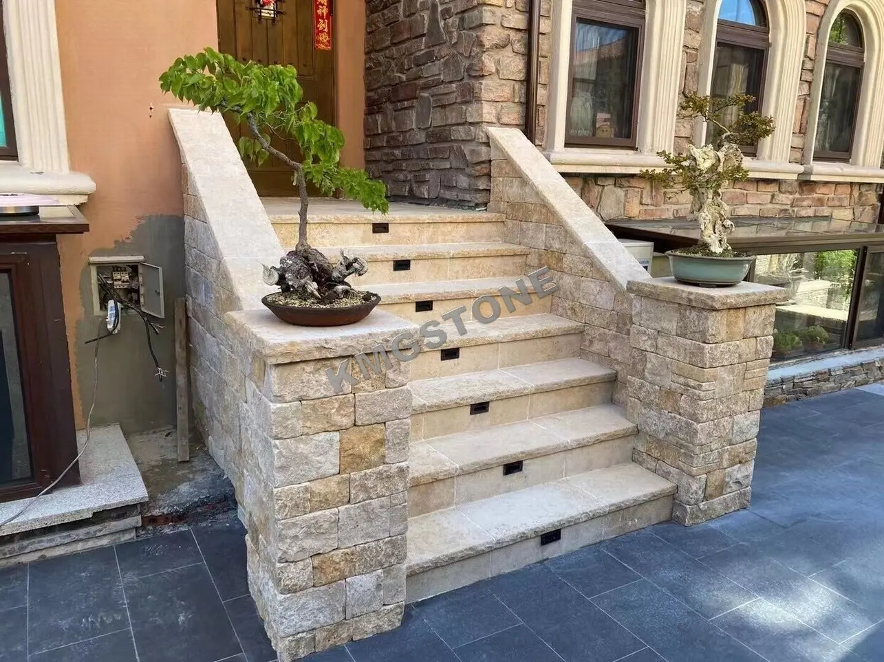 Chinese Roman Beige Limestone Split Face Cladding Modern Outdoor Villa Tile CE Certificate Tumbled Antique Exterior Block