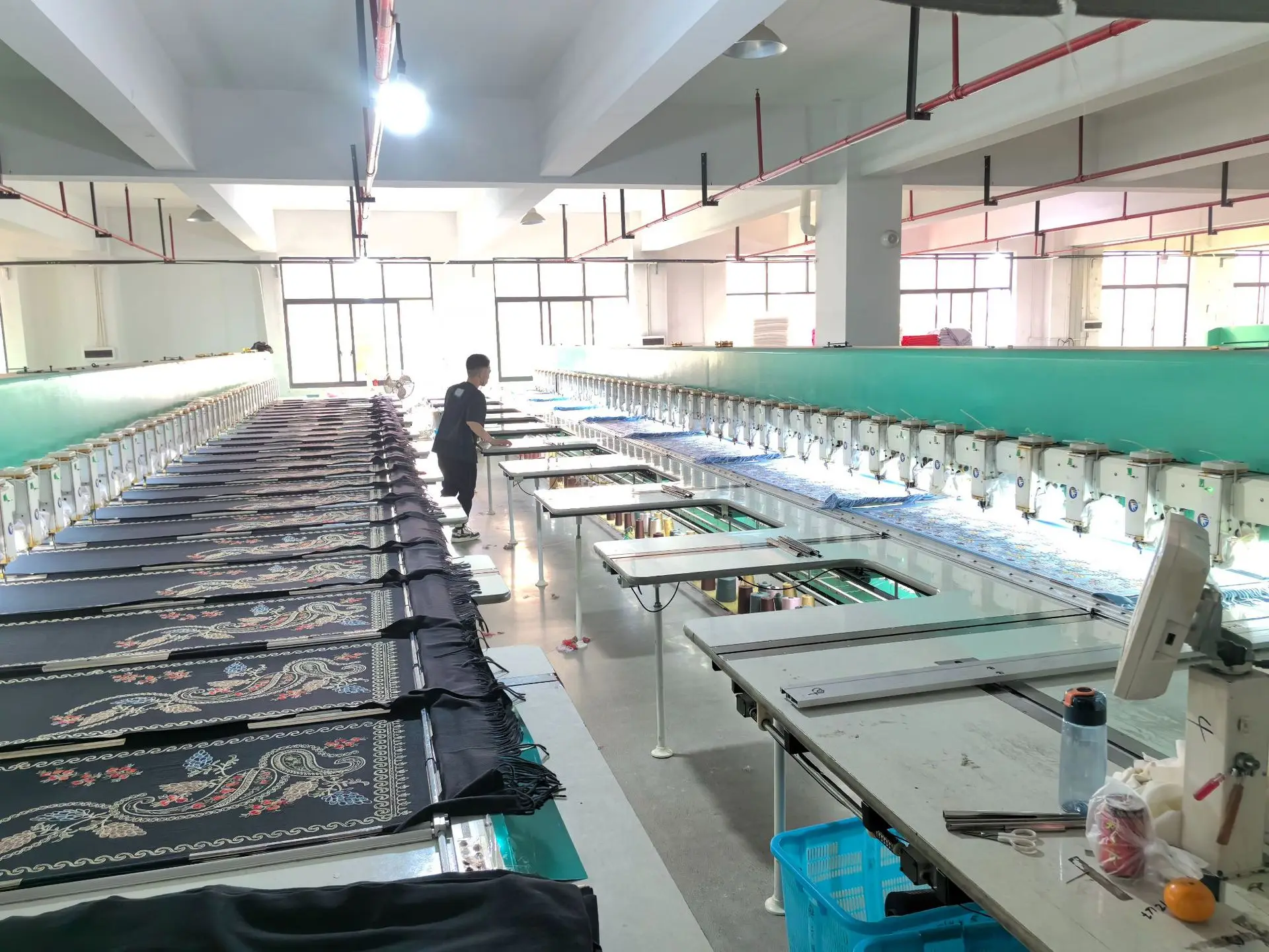 Latest Fashion Wholesale African Embroidery Flower Women Shawl Scarf With Rhinestone