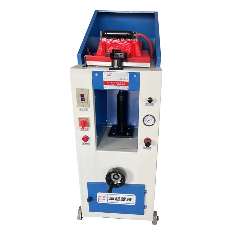 Промышленная работа с устройством для крепления подошвы с воздушным давлением для прессования подошвы обуви