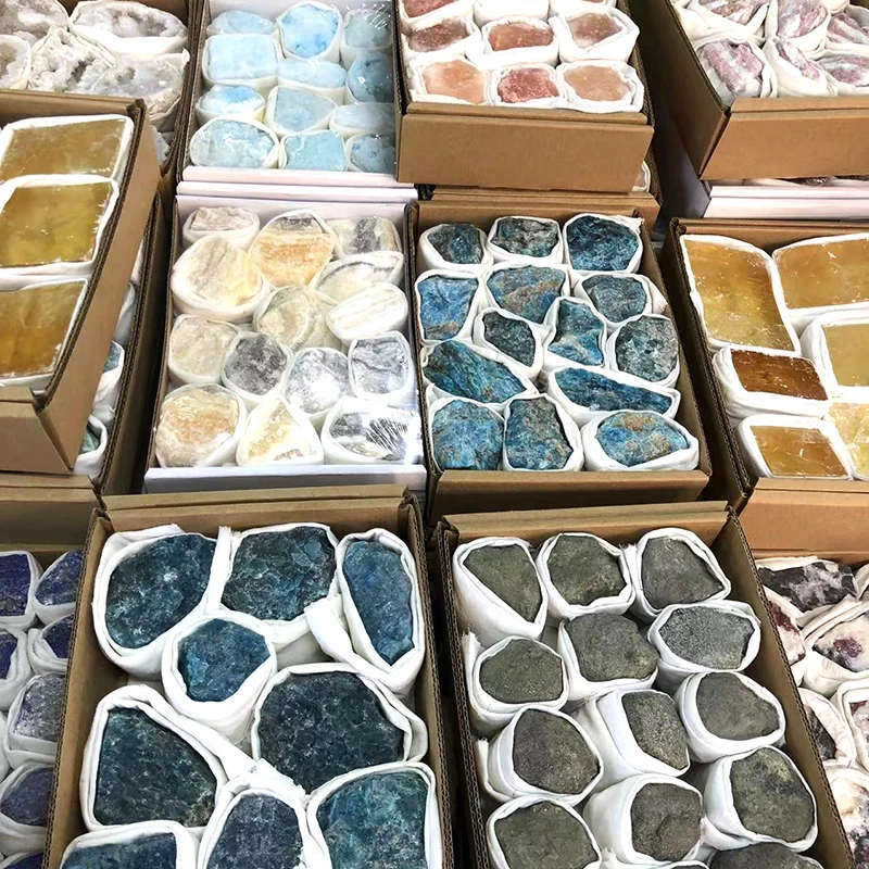 wholesale natural Raw crystal  rough stone cluster crystal amethyst  bulk in flat box