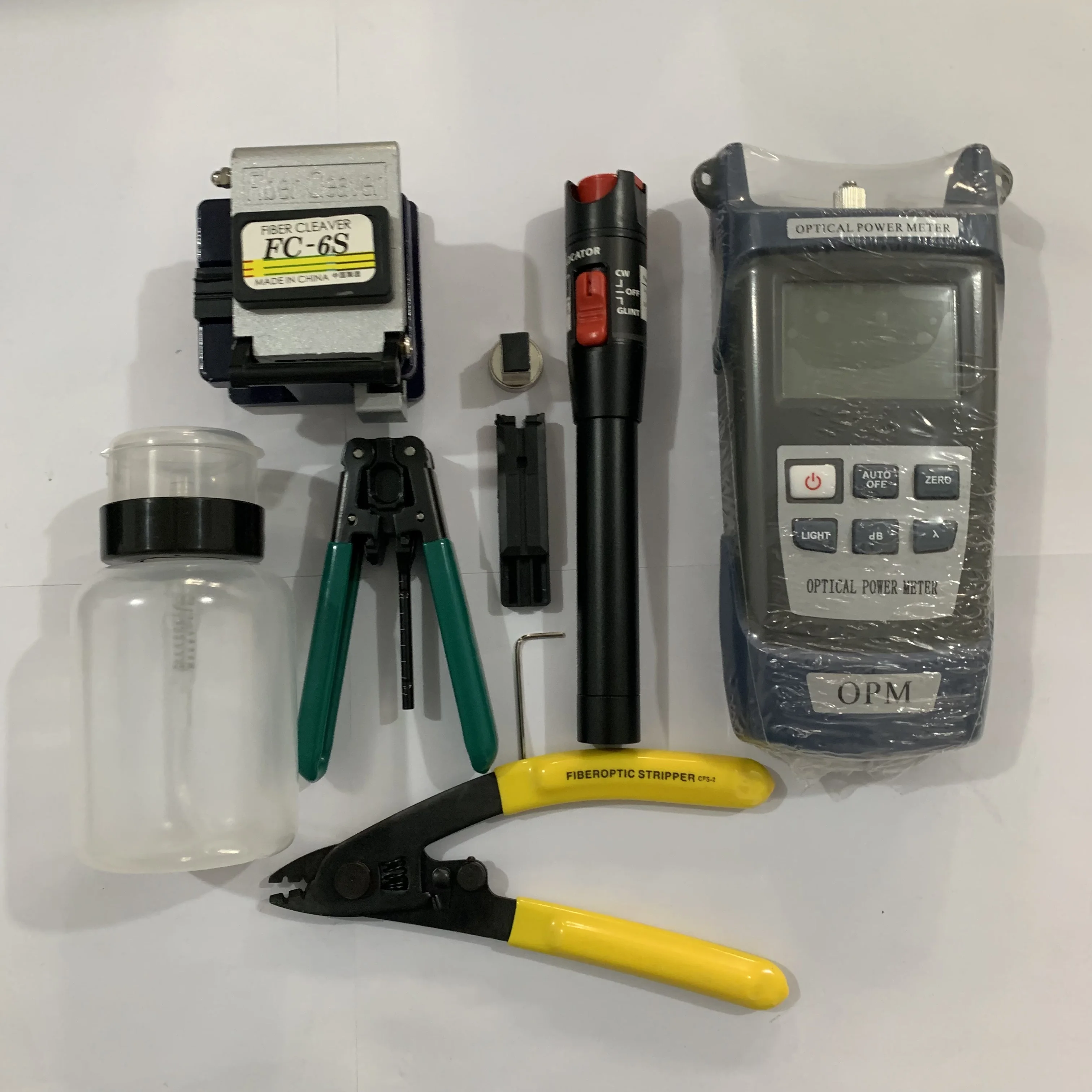 NF-8601S Multifunction TDR Measure Length Network Cable Tester With PoEPINGPort Flash Function Voltage Detector