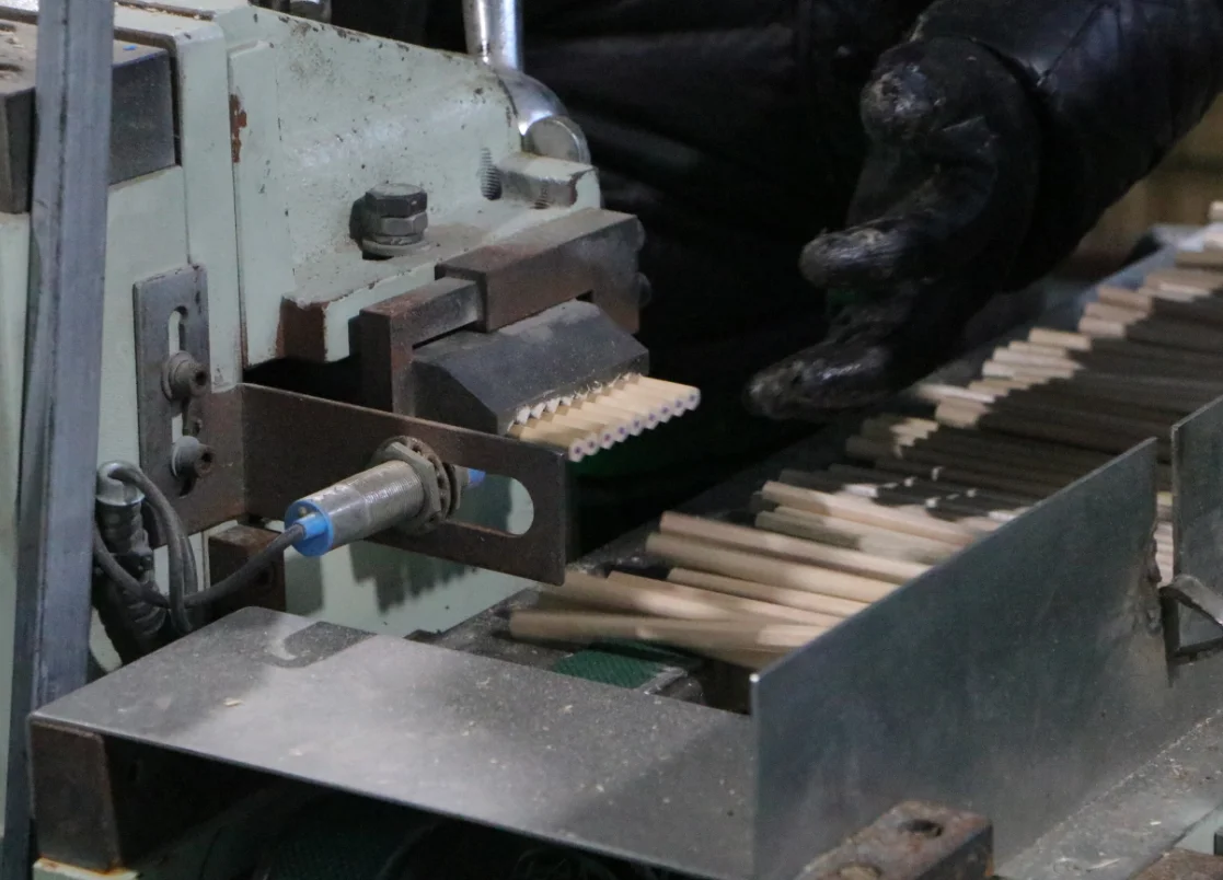 3.5 Mini natural colour pencil set with sharpener and paper tube case