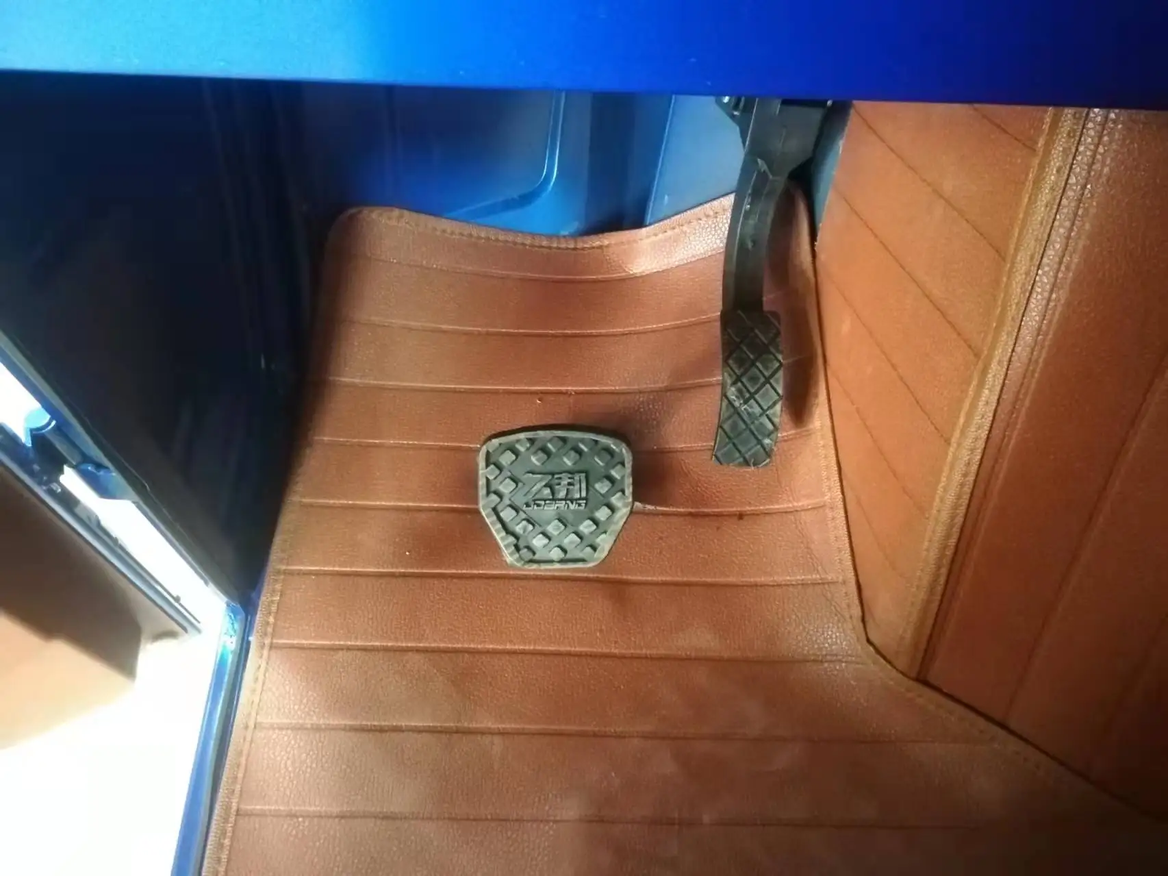 Jobang Semi-closed Cargo&Passenger Electric Tricycle New Eco-friendly/trike