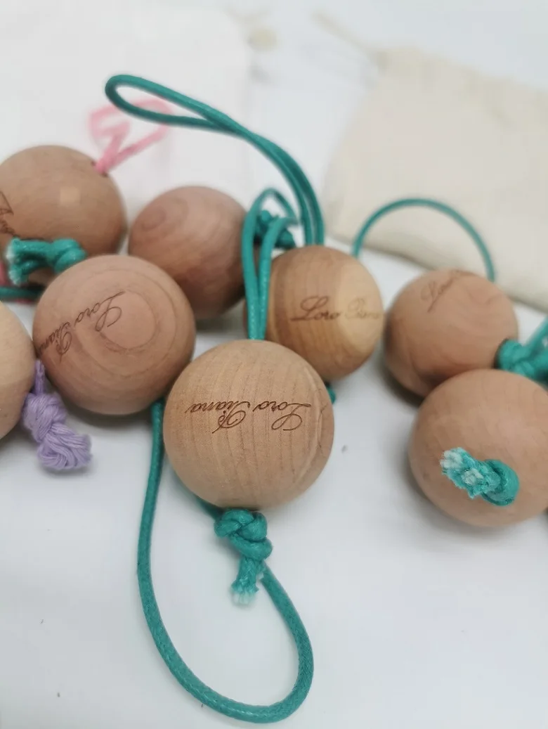 Cedar Wood Ball with hole Anti Moth Wooden Blocks Rings Cedar Wood Plank Cubes For Clothes Storage