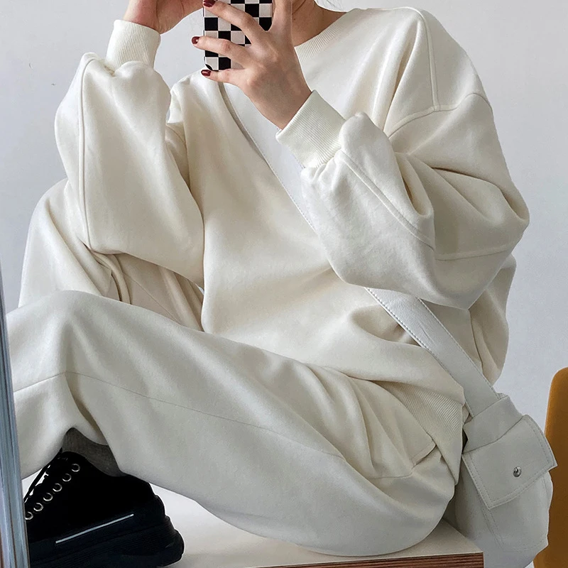 Women custom tracksuit with logo girl loose knit pullover jogging sweater unisex oversize hoodie sweatsuits sets two piece.