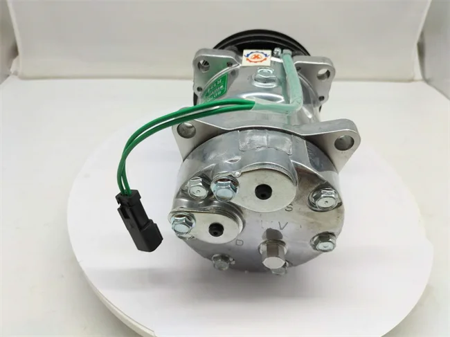 Auto AC Compressors SD7H15 R135A5 car air conditioner compressor For EXCAVATOR TRUCK 3119102557