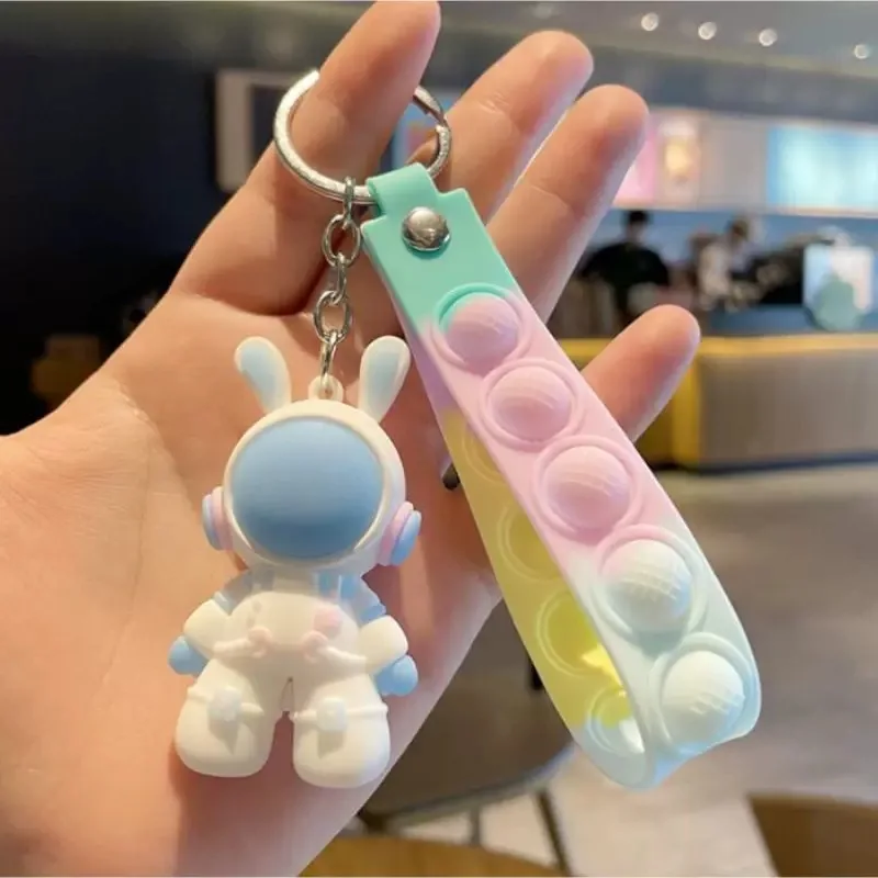 New 3D Mini Creative PVC Cartoon Character Keychain Space Rabbit Astronaut Key Ring Fashionable PVC Plush Keychain