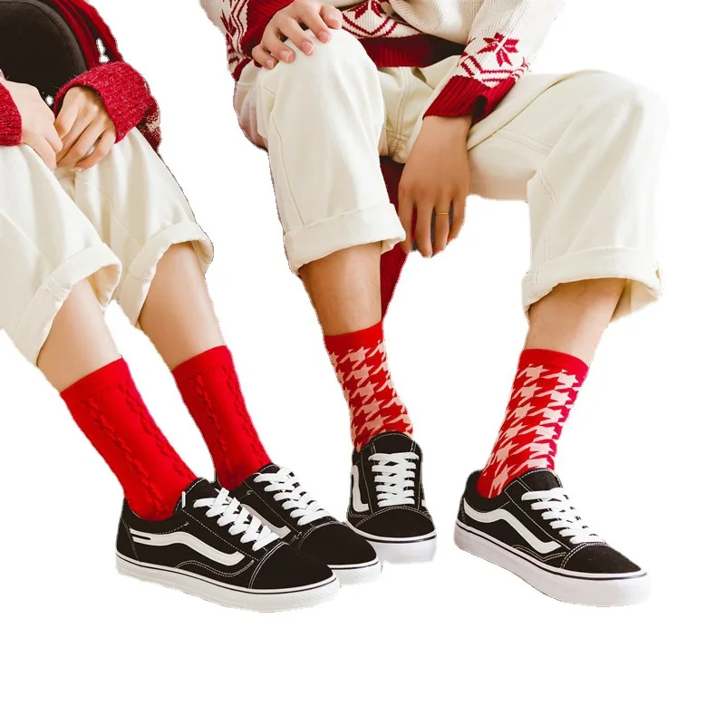 KTS- 105-5  Wholesale Red Mens Womens Socks Plaid Dot Stripe Cotton Happy Socks For Men Women