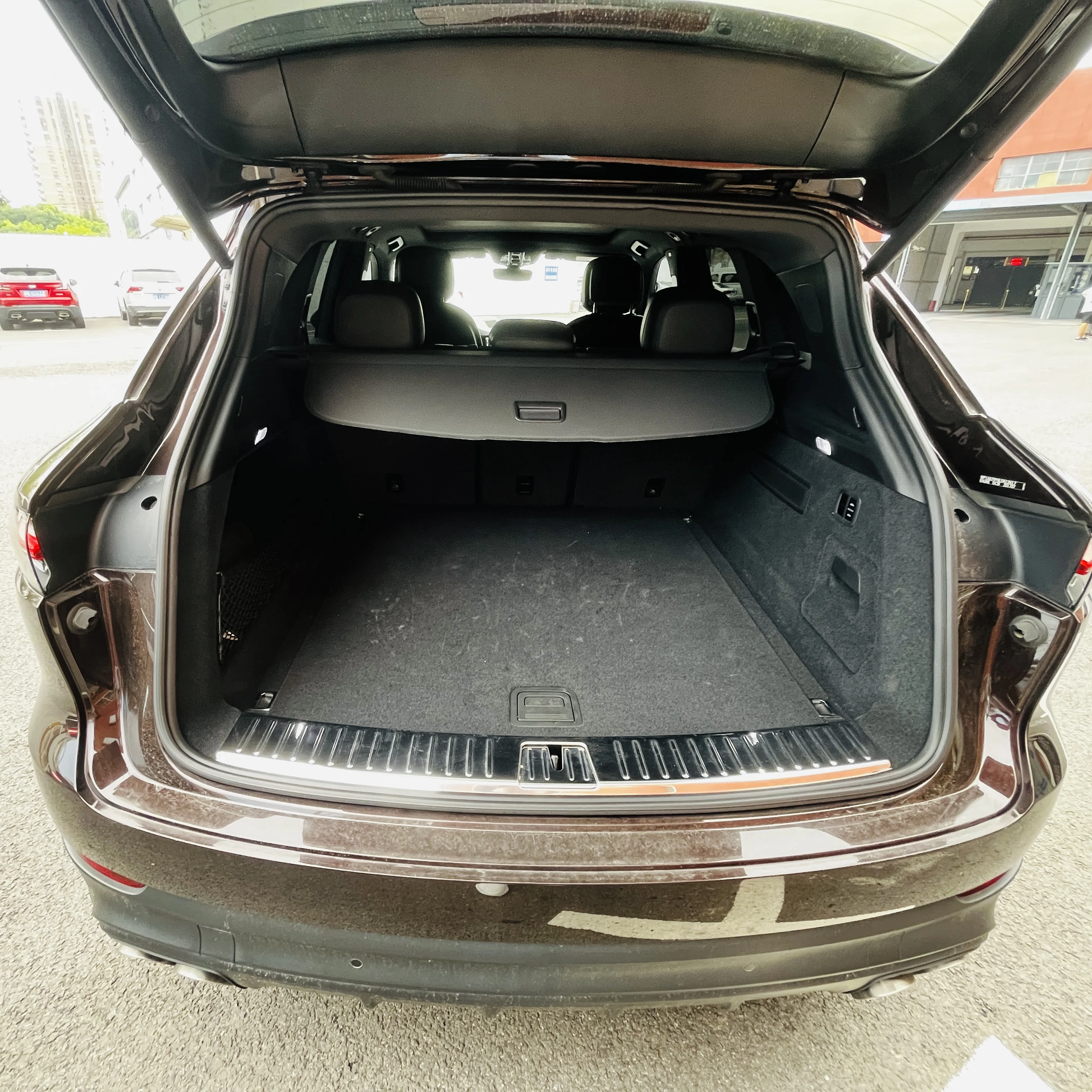 Лидер продаж 2020 Cayenne 3 0 T четырехдверный Пятиместный 2895 мм колесная база Подержанный автомобиль для Porsche