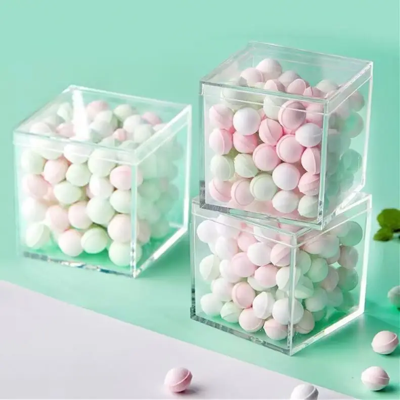 Wholesale Clear Plastic Mini Sweets Boxes Container For Food Cup Acrylic Candy Gifts Snack Cake acrylic Cube box with lid