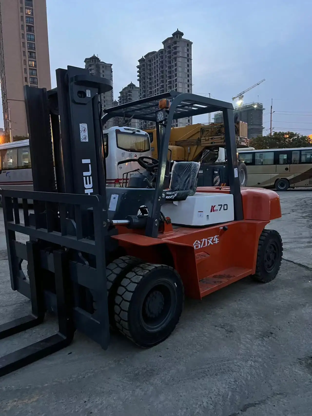 Japan TCM Heli CPCD70 CPCD100 fd150 FD30 fd250 FD300 Forklift 10T 5t 25t 7t 30t Japan made forklift TOYO MITSU 8FD25 FD150 FD160