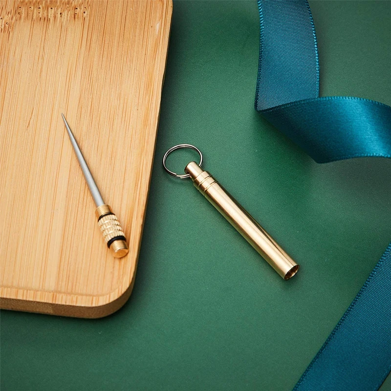 Portable Titanium Toothpicks Pocket Toothpicks Keychain Brass with Metal Toothpick Holder for Outdoor Picnic Camping Accessories