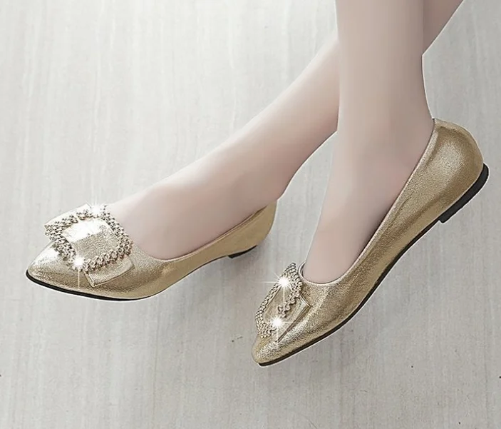 
2021 Fashion elegant lady daily wear flat women casual shoes 