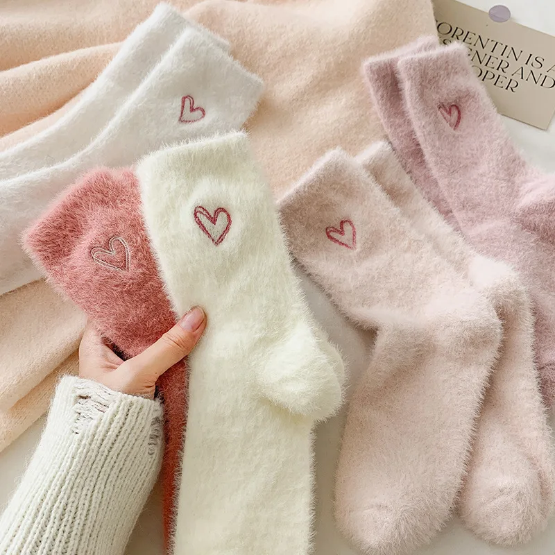 Custom Logo Fashion Winter Mink Velvet Furry Pile Socks White Plush Thickened Warm Sleeping Floor Casual Polyester Socks