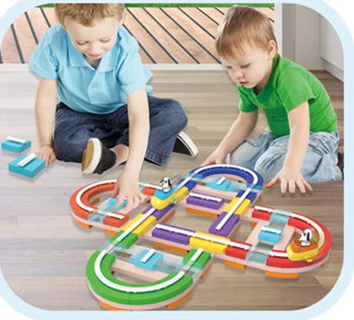 80 см Новый Строительный Блок поезд играть на стене пластиковый мини Электрический поезд