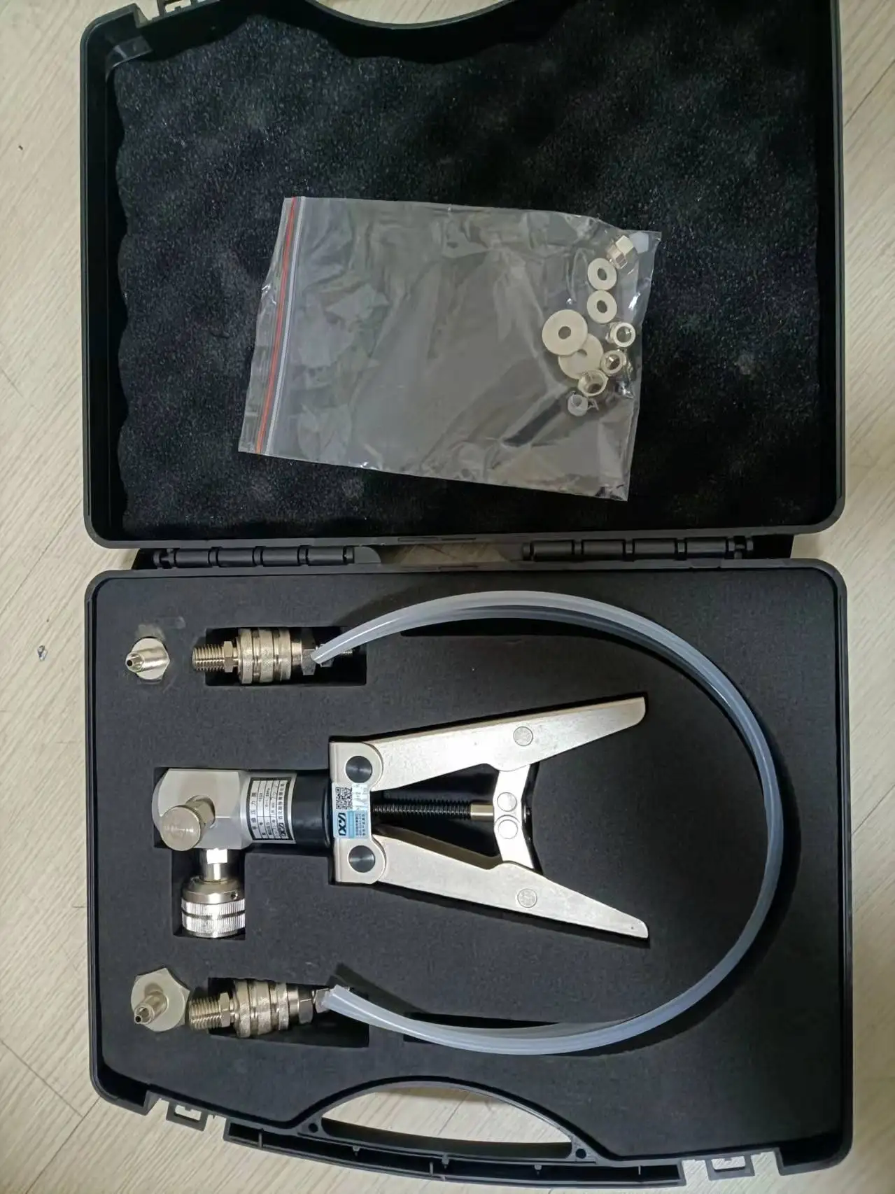 1.6 Mpa Mechanical Portable Handheld Hand Pressure Pneumatic Test Pump