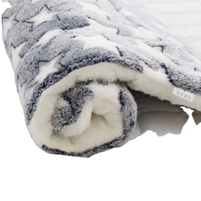 Hot Sale Puppy Dog Cat Fleece Blankets Cushion Soft Warm Blanket for Animals Pet Sleep Mat Cover with Paw Print