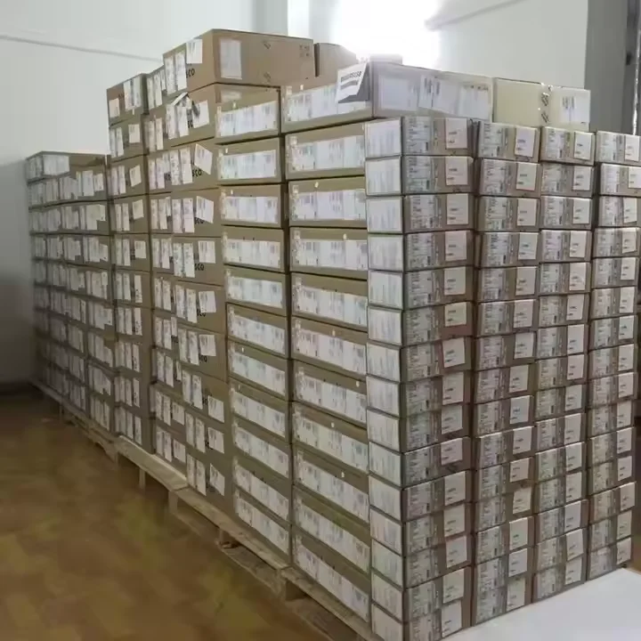 Сетевой коммутатор scisco 24 или 48 порт 10 г переключатель питания по восходящей линии связи C9200L-24P-4X-E C9200L-48P-4X-E оригинальное пятно
