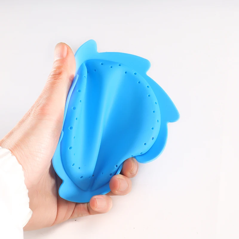 Water Splashing Flying Disc for Kids Backyard Games and Outdoor Summer Toys Splash Water Flying Disc Toys