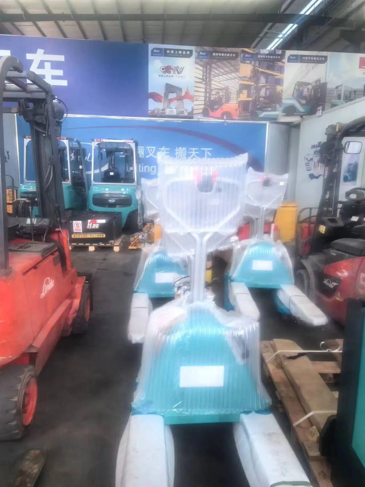 2T 2.5T 3T 5T Hydraulic 2025 Manual Forklift Hand Pallet baoli with sale price 2-3 ton walk Hand Pallet Truck