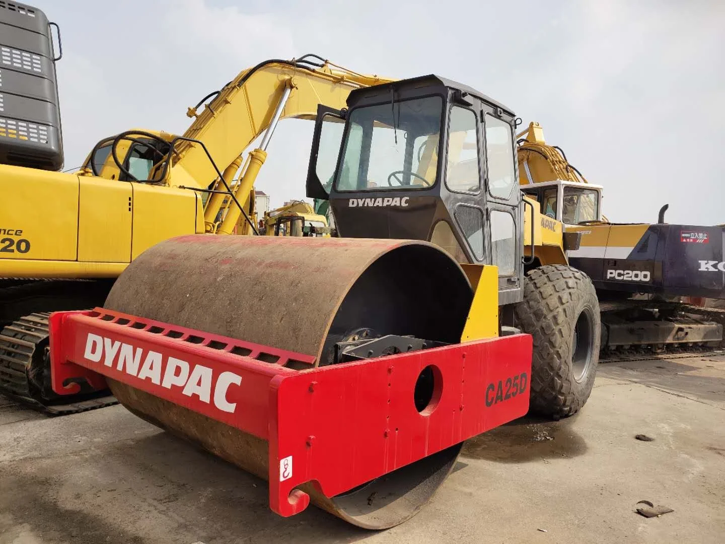 HOT SELL!!! Used DYNAPAC CA30D/CA25D CA251D road roller in high condition for sale