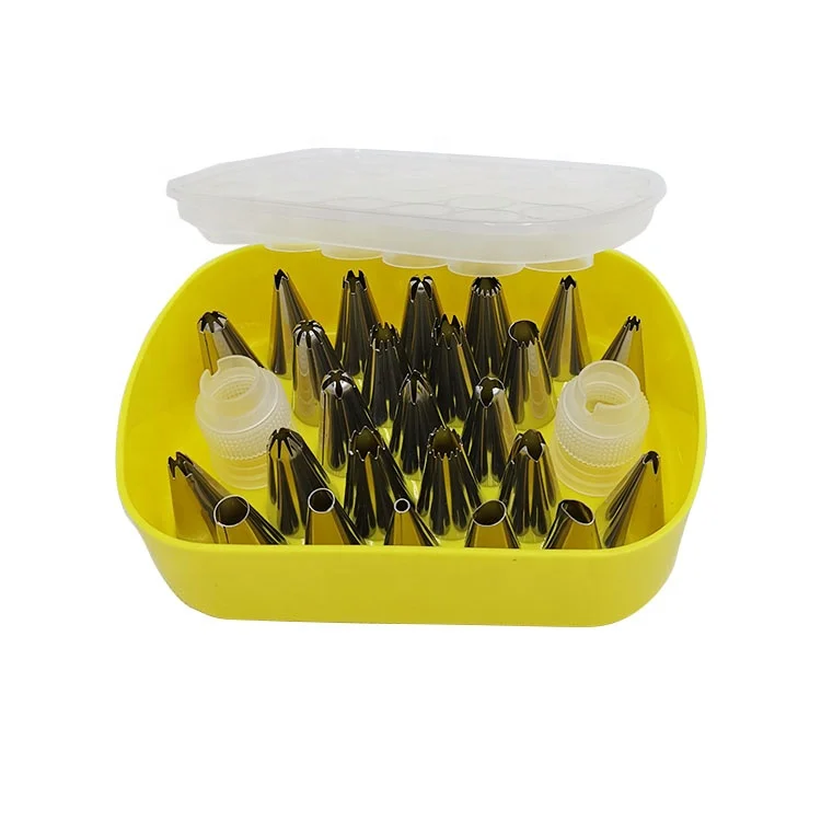 Best selling high quality piping tips cake decorating nozzle Icing nozzles bakes flower nozzles cake decorating tips