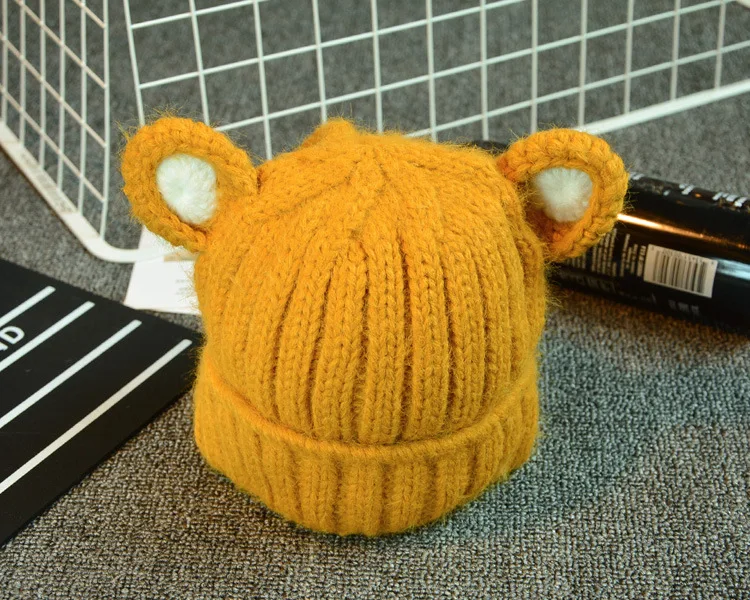 Wool Yarn Skullies Beanie Knitted Hat Cap Earmuffs Kids Winter Hat Lovely Cat Ears Baby Hat M0122