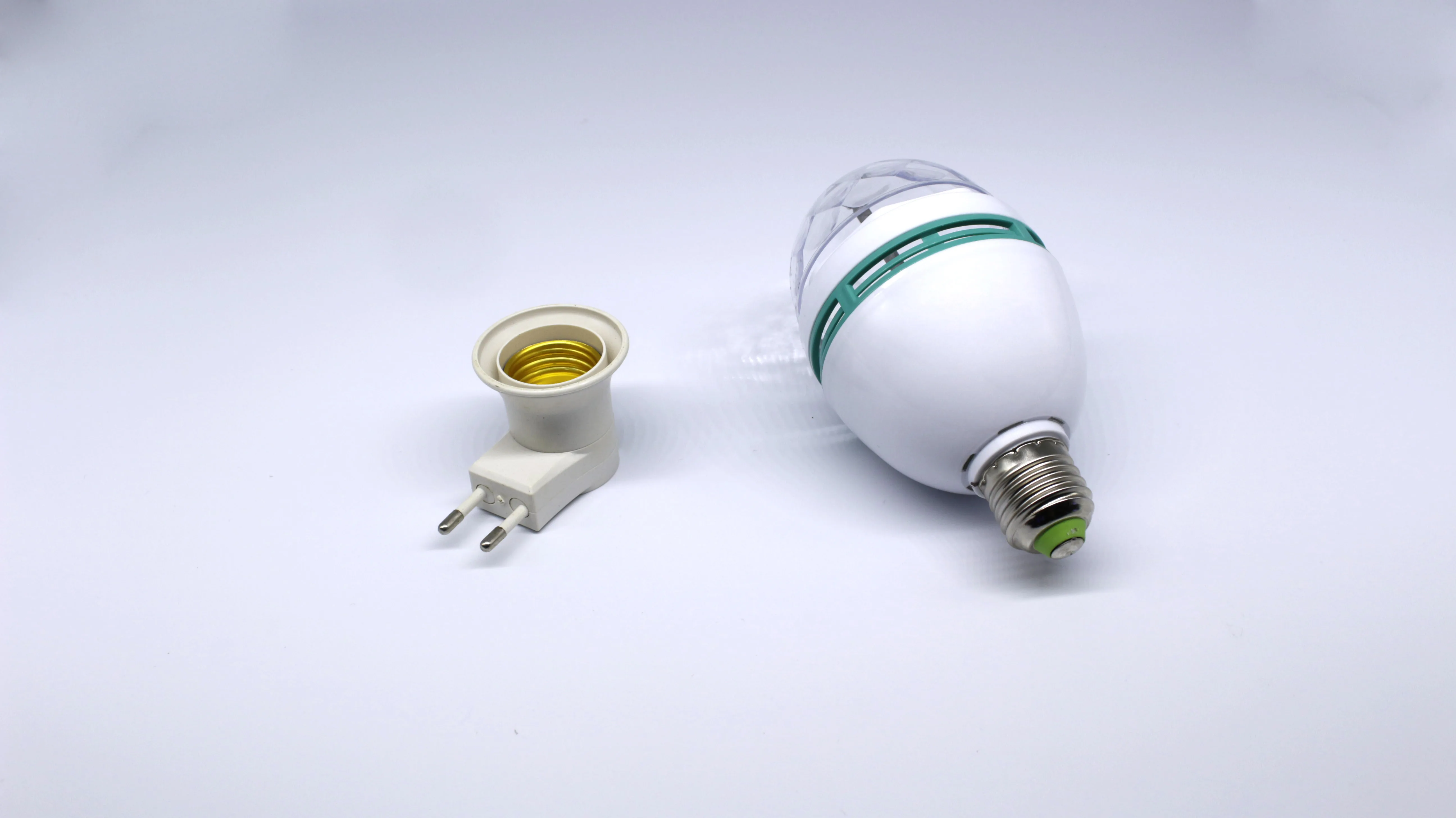 3W high quality RGB rotating color crystal magic ball DJ mini disco stage light for party bar