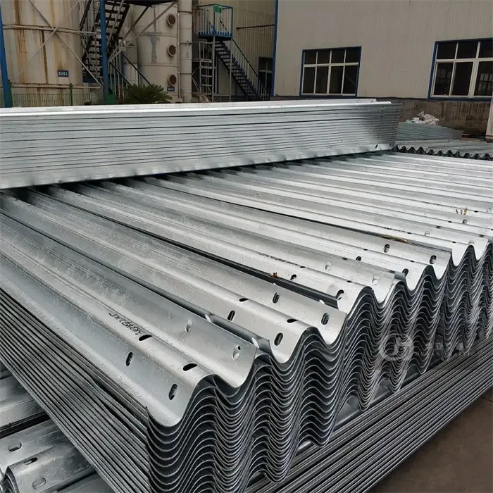 Metal Crash Barrier Manufacturer W-beam Guardrail of Highway Guardrail