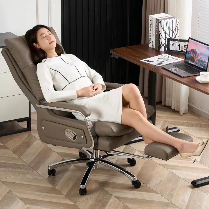 High End Quality Office Chair with Rotatable Leg Support for Home and Office Use