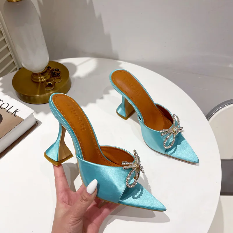 2022 high quality satin   and diamond decormative trenging chunky heel slide summer shoes wedding lady slippers