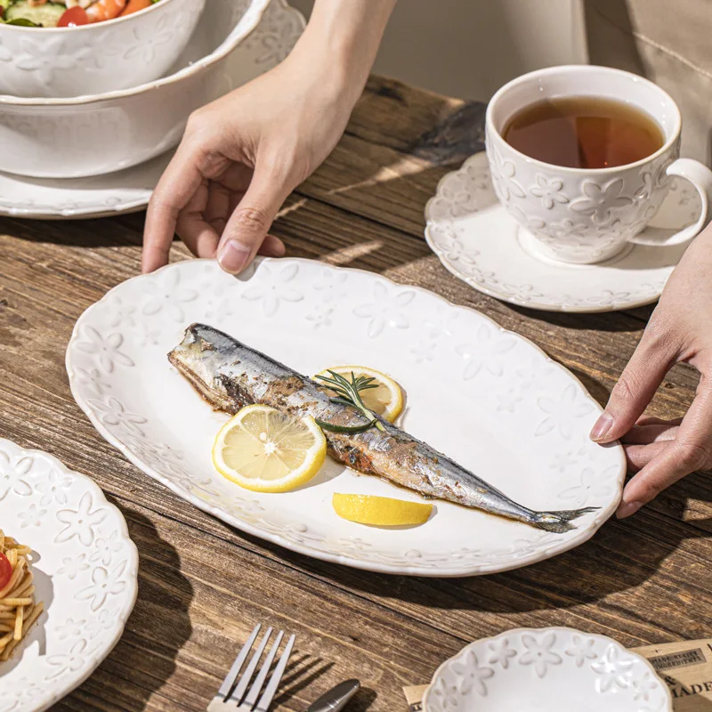 Wholesale Embossed Cup and Plate Ceramic Coffee Afternoon Tea Lace European Style Set Coffee Cup and Tableware Home Use