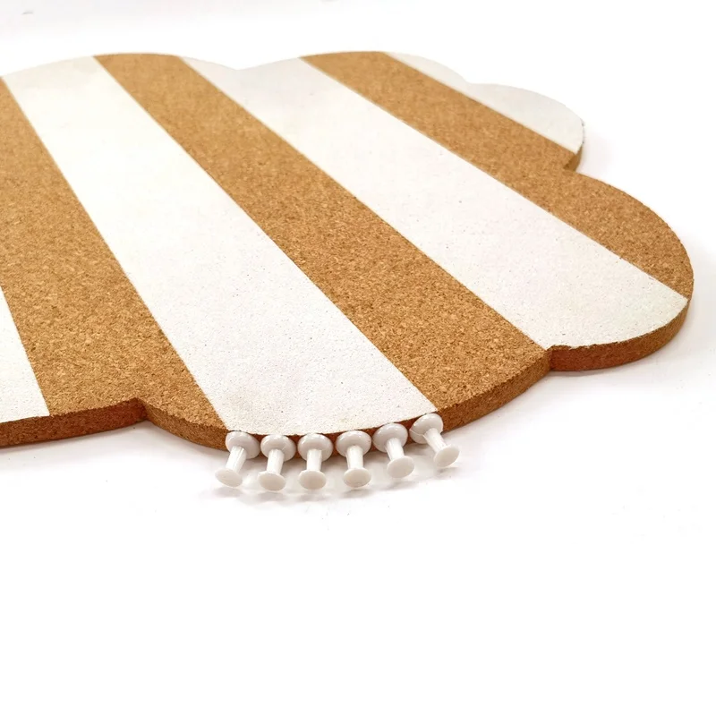 Cloud Shaped Unframed Natural Cork Board with Hanging Hole for Wall Bulletin Irregular cloud-shaped cork board