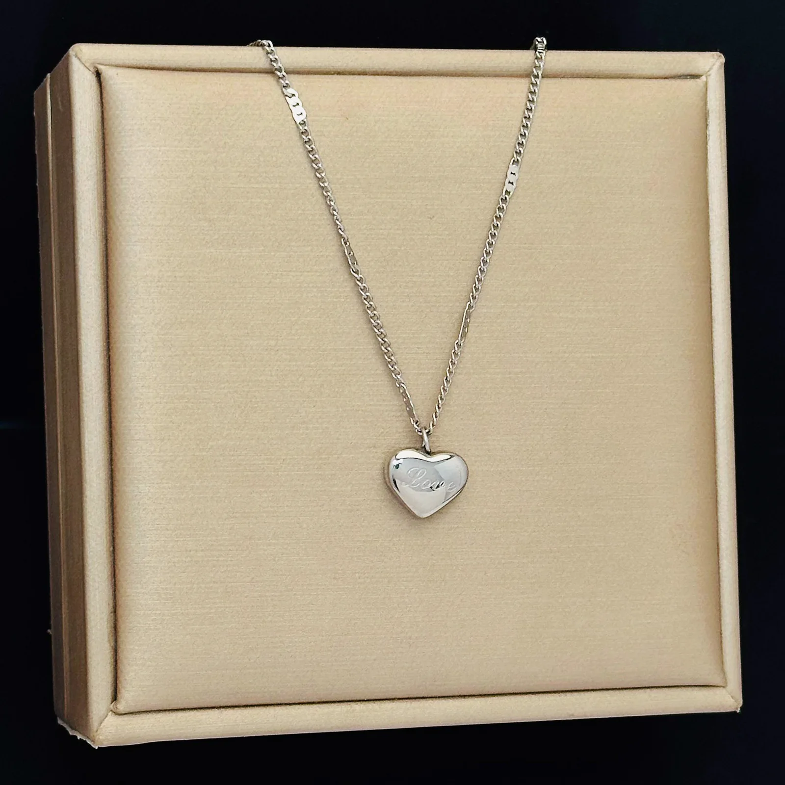 Wholesale Fashion Jewelry Gold Plated Stainless Steel Heart Pendant Necklace for Women